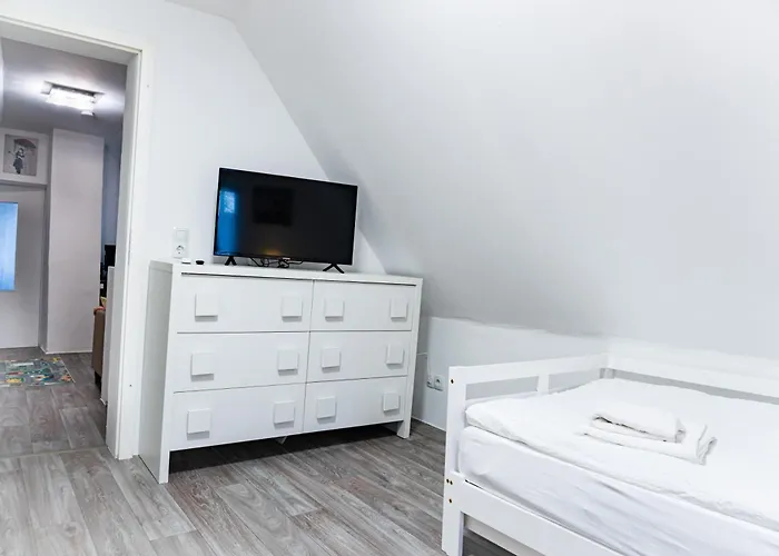 Landhaus Ruheoase - dennoch mittendrin - Natur, Städte&Harz Ferienhaus Groebzig